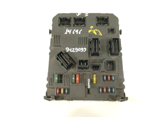 Used Fuse box CITROËN C2 (JM_) 1.4 HDi (68 hp) 30200999