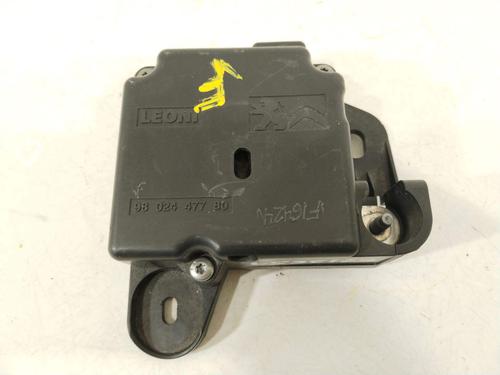 fuse-box-citroen-c3-aircross-ii-2r_-2c_-2017-32468413 main image
