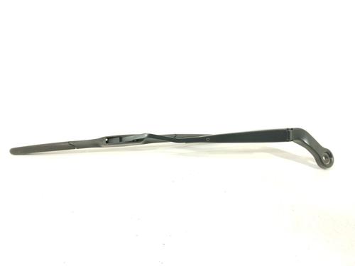Used Front windshield wiper arm MINI MINI (F56) Cooper D (116 hp) 30942222