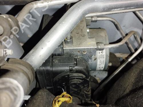 Used ABS pump ABS pump DACIA DOKKER Box Body/MPV 1.5 dCi 75 / Blue dCi 75 (FEJW, FEAH) (75 hp) 36696294 36696294