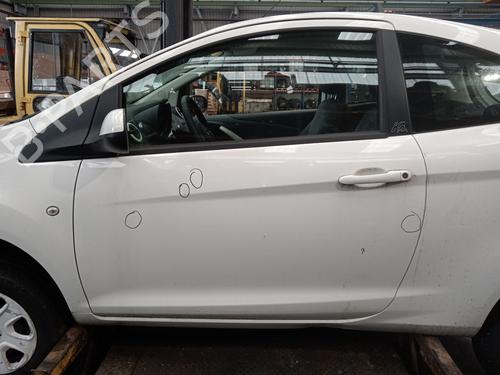 Used Left front door FORD KA (RU8) 1.2 (69 hp) 26573097
