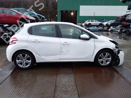 Used Parts PEUGEOT 208 I (CA_, CC_) 1.2 VTI 82 (82 hp) 4414275