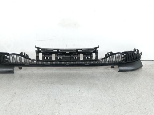 Grille PEUGEOT 208 I (CA_, CC_) 1.2 VTI 82 | BP31968760C40