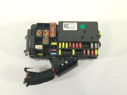 Used Fuse box OPEL ASTRA K (B16) 1.6 CDTi (68) (136 hp) 29162670