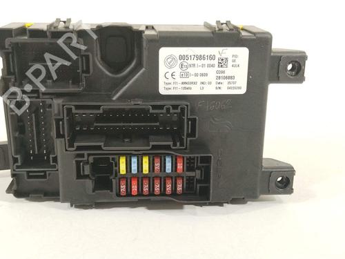 Used Fuse box Fuse box 37232707 37232707