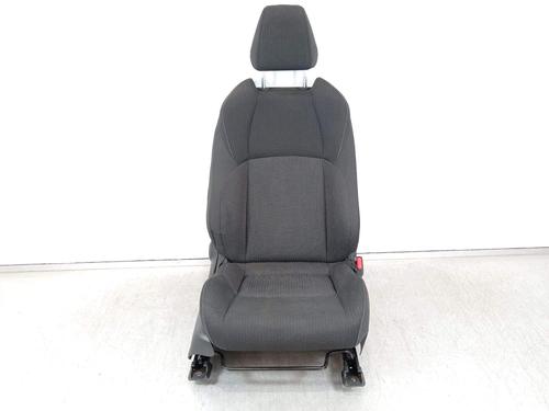 Used Right front seat Right front seat 31358323 31358323