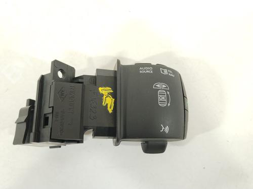 Used Switch Switch 37200597 37200597