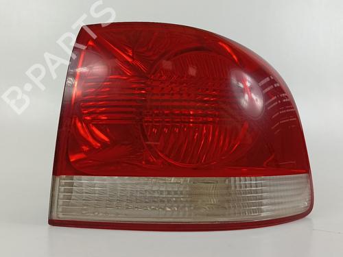 Used Right taillight VW TOUAREG (7LA, 7L6, 7L7) 3.0 V6 TDI (225 hp) 10639229
