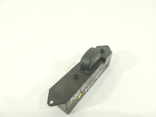 Used Right front window switch MITSUBISHI PAJERO SPORT I (K7_, K9_) 2.5 TD (K94W, K74T) (115 hp) 29250411