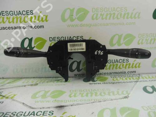 Used Steering column stalk CITROËN C4 I (LC_) [2004-2014]  1853565