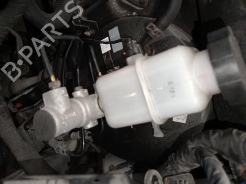 brake-master-cylinder-hyundai-i30-fd-2007-2008-2009-2010-2011-2012-37175405 main image