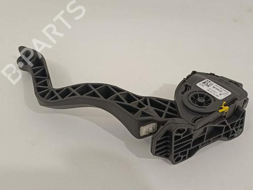 Used Pedal Pedal 10627133 10627133