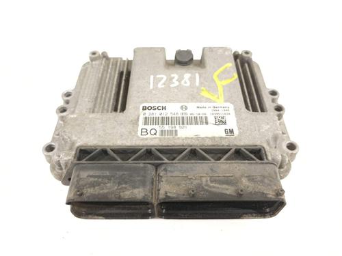 Used Engine control unit (ECU) Engine control unit (ECU) 21043056 21043056