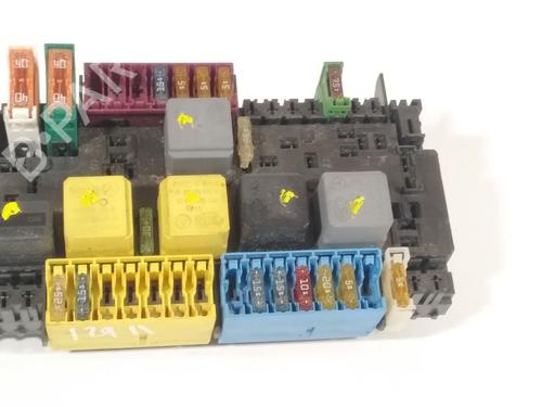 Used Fuse box MERCEDES-BENZ A-CLASS (W176) A 180 (176.042) (122 hp) 29258316