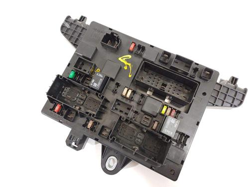 Used Fuse box Fuse box 22183058 22183058