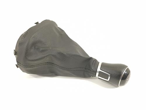 Used Shift knob VW TOURAN (1T3) 1.6 TDI (105 hp) 15663885