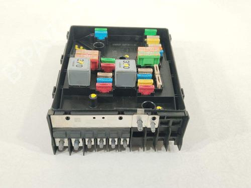 Used Fuse box Fuse box 39207753 39207753
