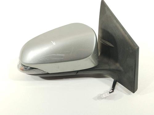 right-mirror-toyota-auris-_e18_-2012-2013-2014-2015-2016-2017-2018-2019-24263336 main image
