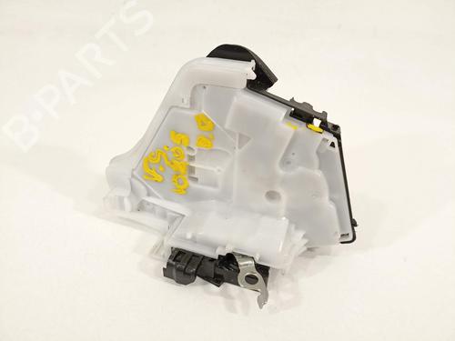 front-right-lock-nissan-juke-f16_-805006pe0a-2019-15404040 main image