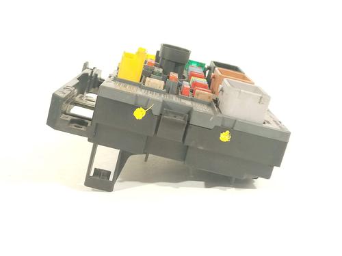 Fuse box CITROËN C5 III (RD_) 2.0 HDi (RDRHD8, RDRHDJ, RDRHR8, RDRHRJ) | BP34439243E1 - Image 3