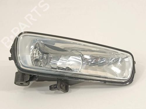 Used Right front fog light Right front fog light 15129467 15129467