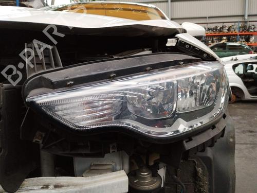 left-headlight-fiat-tipo-saloon-356_-357_-2015-38413715 main image