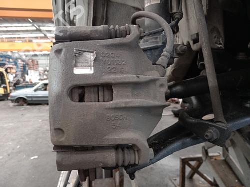 Used Right front brake caliper Right front brake caliper 38443446 38443446