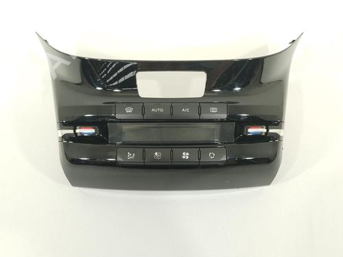 Used Climate control PEUGEOT 208 I (CA_, CC_) 1.2 VTI 82 (82 hp) 27359105
