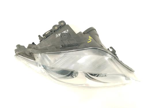 Right headlight SEAT EXEO ST (3R5) 2.0 TDI | BP29718232C29 