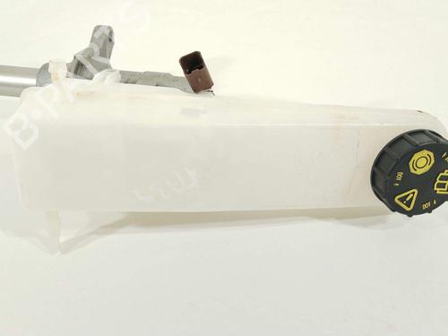 brake-master-cylinder-peugeot-traveller-bus-v_-2016-29122093 main image