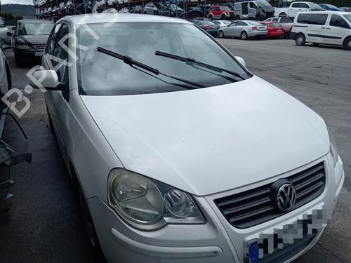 Right headlight VW POLO (9N_, 9A_) 1.4 16V | BP27482180C29 