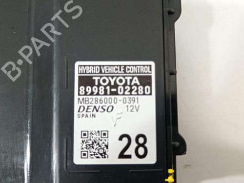 Electronic module TOYOTA COROLLA Hatchback (_E21_, _EA1_, _EH1_) 1.8 Hybrid (ZWE211) | BP39612996M83 - Image 3