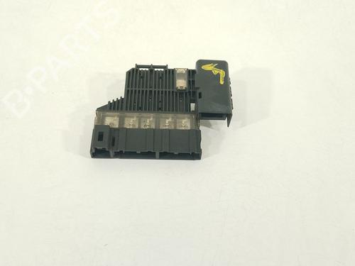 Used Fuse box Fuse box 36780390 36780390