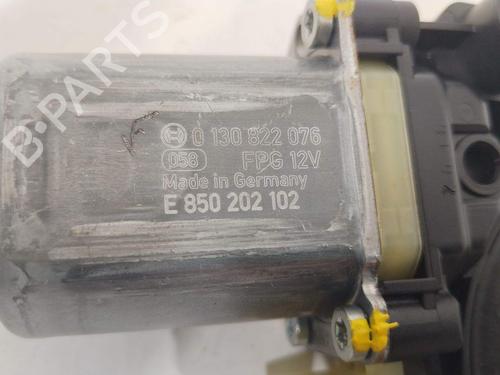 Right front window motor SEAT LEON ST (5F8) 2.0 Cupra | BP38553392E20 - Image 3