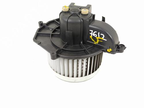 Used Heater blower motor PEUGEOT PARTNER Box Body/MPV 1.6 BlueHDi 100 (100 hp) 14301879
