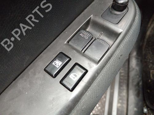 Venstre fortil elrude kontakt SUZUKI SWIFT III (MZ, EZ) [2005-2025]  18418783