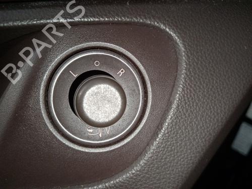 Comando specchietti Comando specchietti OPEL INSIGNIA A (G09) 2.0 CDTI (68) (131 hp) 37609522 37609522