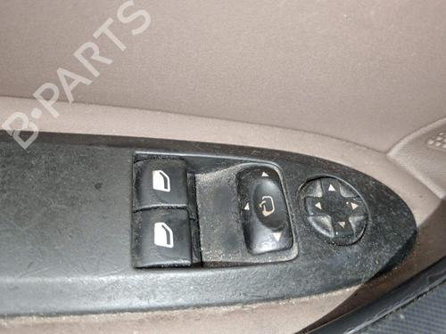 Used Left front window switch Left front window switch 35955332 35955332
