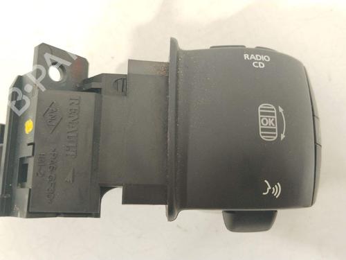 Switch RENAULT MEGANE III Hatchback (BZ0/1_, B3_) 1.9 dCi (BZ0N, BZ0J) | BP39379841I30 - Image 1