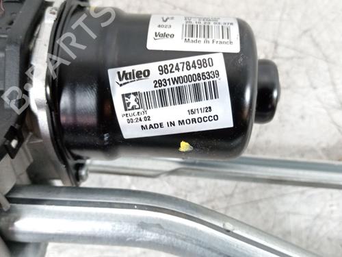 Front wiper motor OPEL CORSA F (P2JO) 1.2 (68) | BP31852627M29