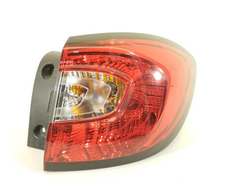 Used Right taillight Right taillight 11017996 11017996