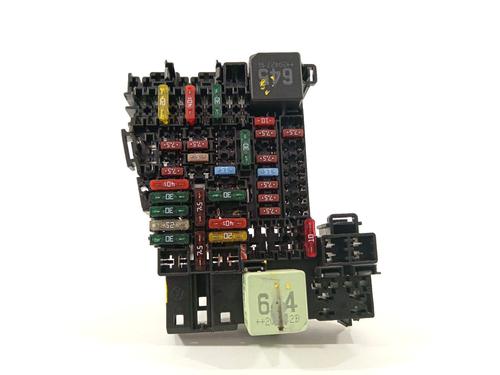 Used Fuse box Fuse box 25790422 25790422