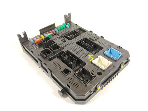 Used Fuse box Fuse box 37238690 37238690