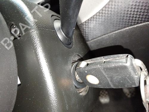 ignition-barrel-seat-toledo-iii-5p2-2004-2005-2006-2007-2008-2009-38553389 main image