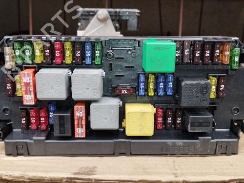 Used Fuse box Fuse box MERCEDES-BENZ C-CLASS (W204) C 220 CDI (204.002) (170 hp) 35898623 35898623