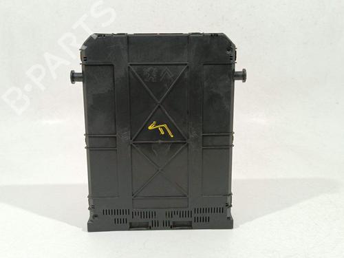 Used Fuse box Fuse box 35728520 35728520