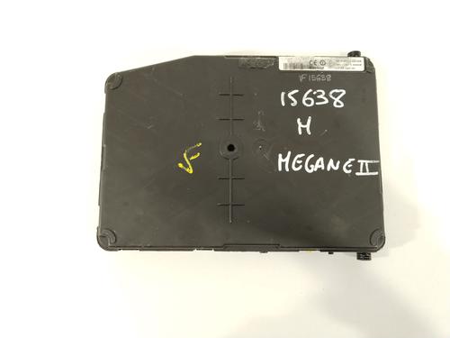 Used Fuse box RENAULT MEGANE II (BM0/1_, CM0/1_) 1.5 dCi (BM1E, CM1E) (106 hp) 29764615