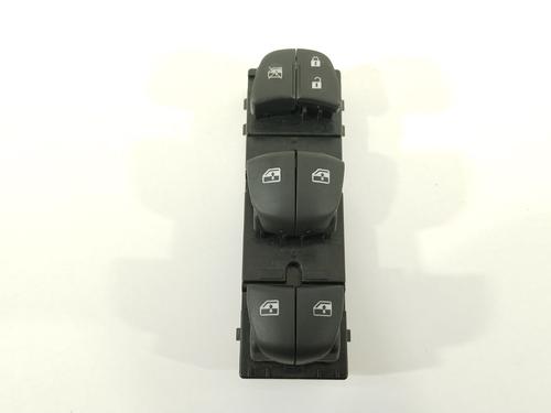 Used Left front window switch NISSAN QASHQAI II (J11, J11_) [2013-2025]  17452105