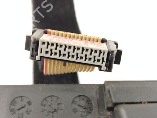 Switch BMW 3 (E90) 320 i | BP31837337I30