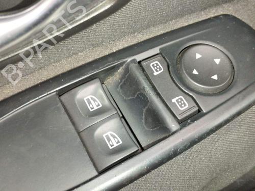 Used Left front window switch Left front window switch 36017167 36017167